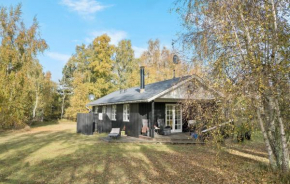 3 Bedroom Amazing Home In Væggerløse, Bogø By